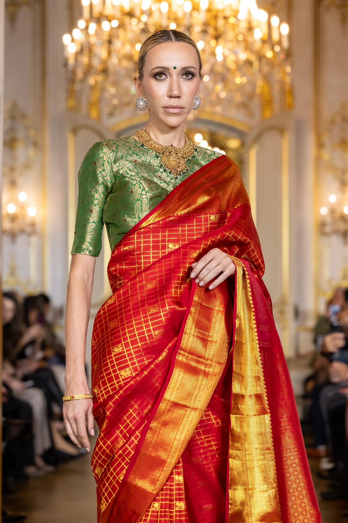 Paris Fashion Show - Orange