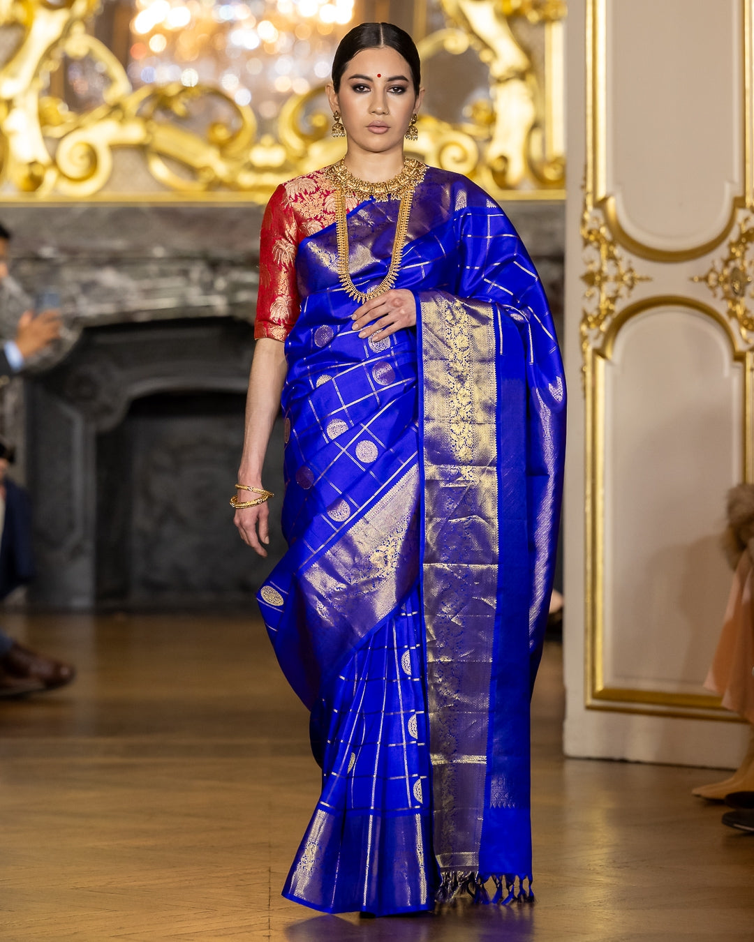 Paris Fashion Show - Blue