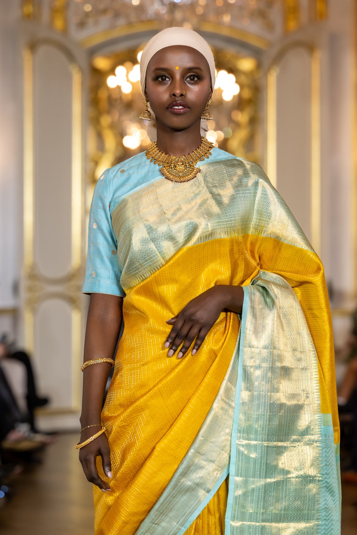 Paris Fashion Days - Yellow and Sky Blue
